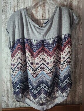 Jolt Heather Cotton Grey Top with Multicolor Chevron Print Design Cap Sleeves